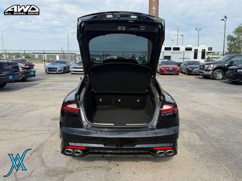 Used 2019 Kia Stinger GT2 AWD/4WD image 38