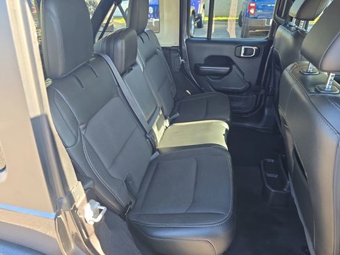 Used 2020 Jeep Wrangler Unlimited Sport AWD/4WD image 11