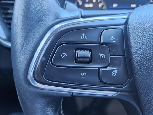 Certified 2023 Buick Envision Preferred w/ Sport Touring Package image 33