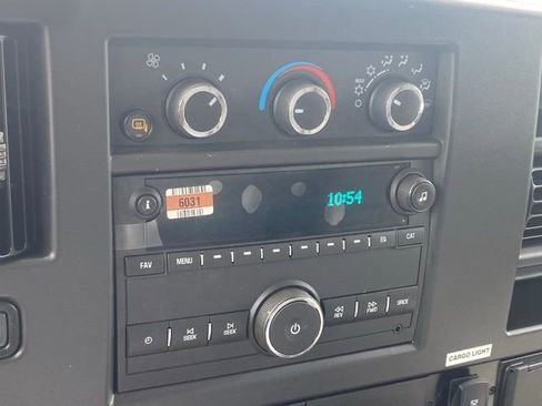 New 2025 Chevrolet Express 3500 w/ Power Convenience Package image 18