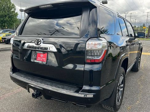 Certified 2022 Toyota 4Runner Limited AWD/4WD image 5