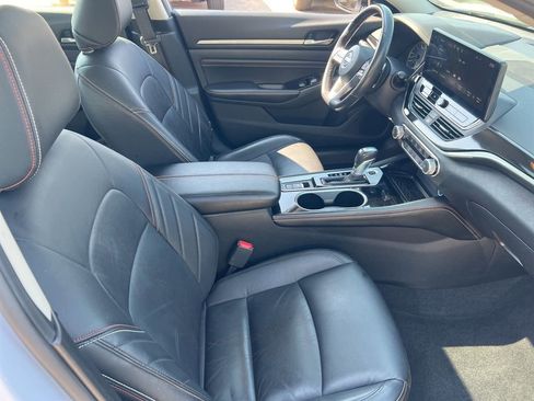 Certified 2023 Nissan Altima 2.5 SR w/ SR Premium Package image 21