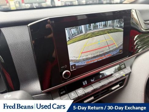 Used 2025 Toyota Camry SE AWD/4WD image 28
