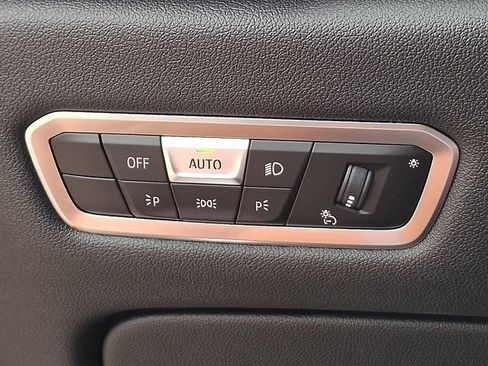 Used 2022 BMW X6 M50i w/ Parking Assistance Package AWD/4WD image 8