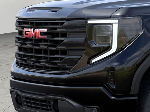 Used 2026 GMC Sierra 1500 Elevation AWD/4WD image 13