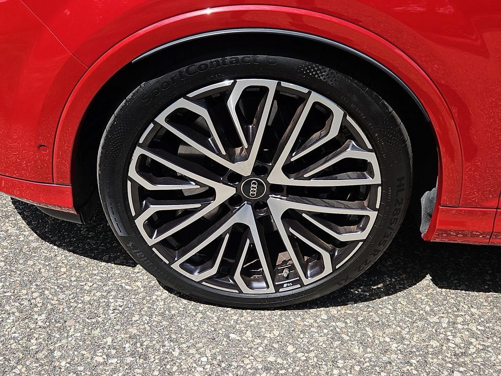 Certified 2025 Audi SQ7 Prestige w/ Prestige Package AWD/4WD image 7