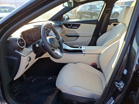Used 2023 Mercedes-Benz C 300 4MATIC Sedan image 13