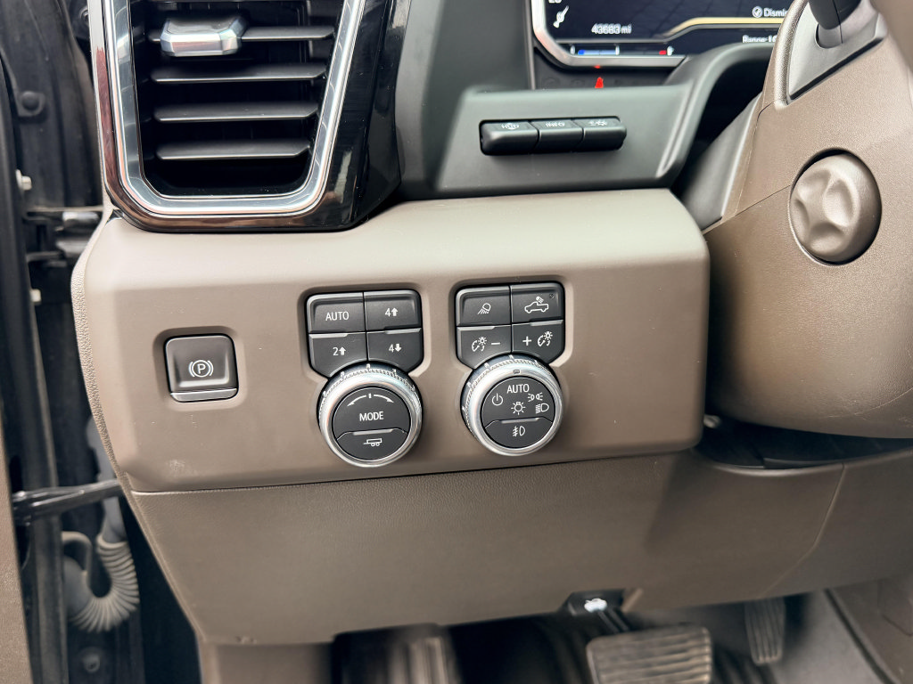 Used 2022 GMC Sierra 1500 Denali w/ Denali Reserve Package AWD/4WD image 20