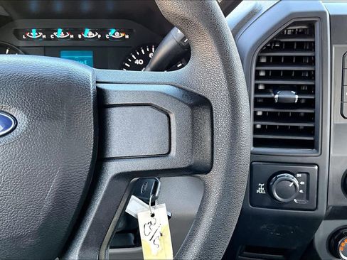 Used 2020 Ford F150 XL image 23