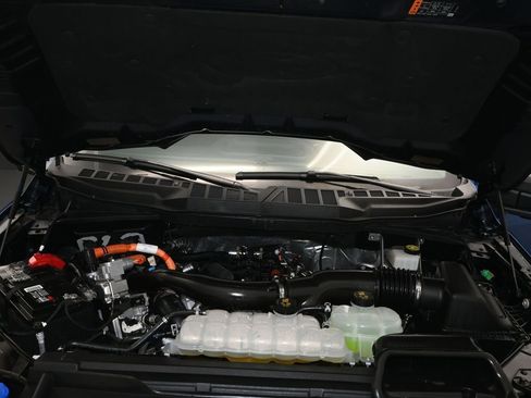 Used 2024 Ford F150 XLT w/ Mobile Office Package image 12