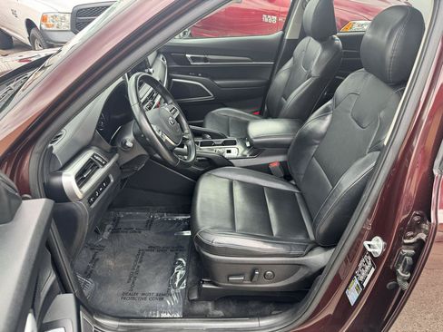 Used 2020 Kia Telluride S AWD/4WD image 13