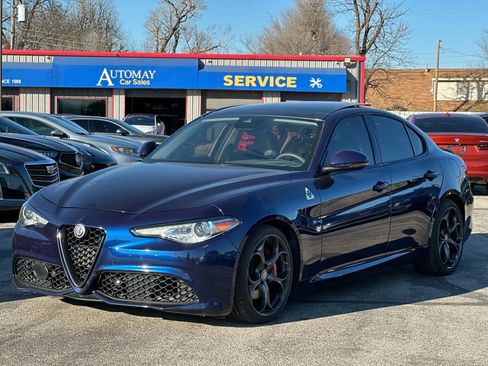 Used 2017 Alfa Romeo Giulia Ti w/ TI 19" Sport Package image 1