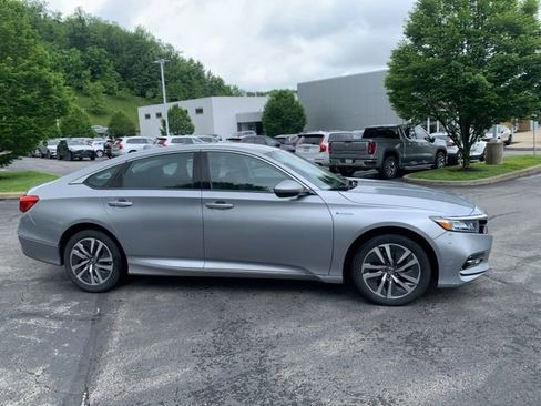 Used 2018 Honda Accord EX image 4