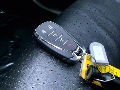 Used 2020 Chevrolet Sonic Premier image 12