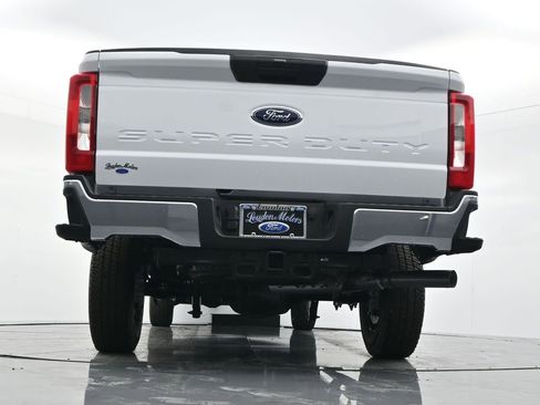 New 2026 Ford F250 XL w/ XL Chrome Package image 50