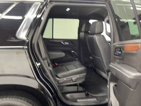 Used 2025 GMC Yukon Denali AWD/4WD image 20