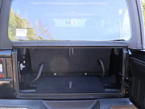 Used 2022 Jeep Wrangler Sport image 42