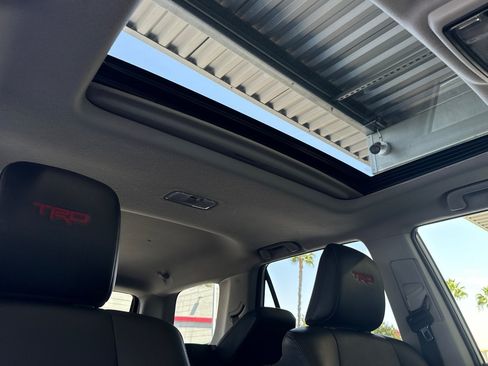 Certified 2023 Toyota 4Runner TRD Off-Road Premium w/ Moonroof Package AWD/4WD image 16