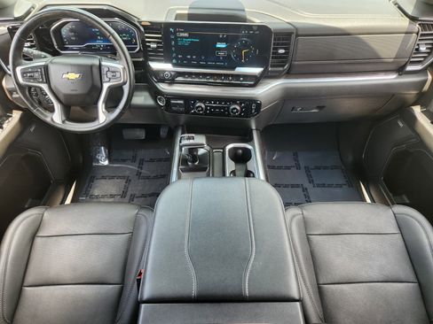 Used 2023 Chevrolet Silverado 1500 LTZ w/ LTZ Convenience Package II AWD/4WD image 26