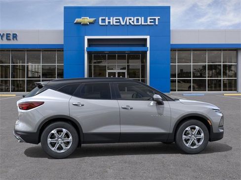 New 2026 Chevrolet Blazer LT image 6