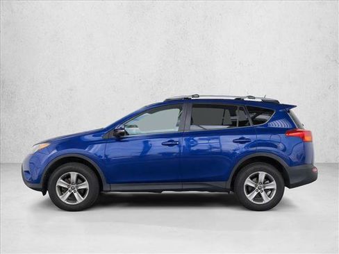 Used 2015 Toyota RAV4 XLE FWD image 4