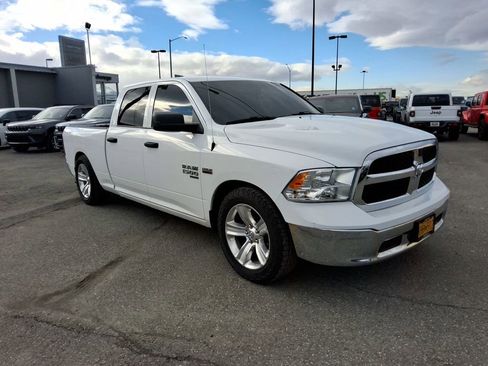 Used 2019 RAM 1500 Tradesman w/ Chrome Appearance Group AWD/4WD image 2