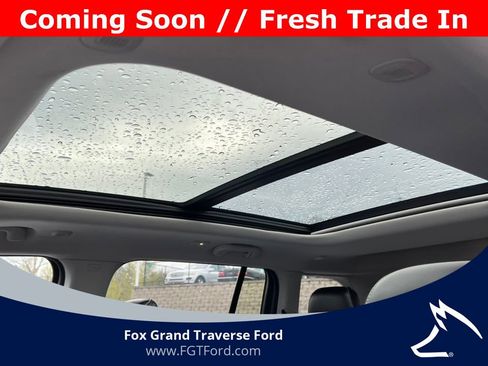 Used 2023 Jeep Grand Cherokee Limited AWD/4WD image 5