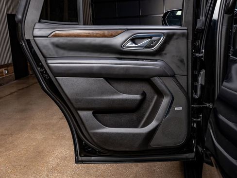 Used 2023 Chevrolet Tahoe High Country image 39