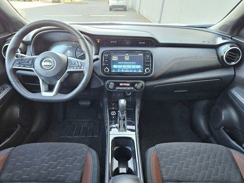 Certified 2024 Nissan Kicks SR image 15