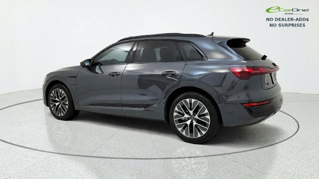 Used 2024 Audi Q8 e-tron Prestige w/ Prestige Package AWD/4WD image 5