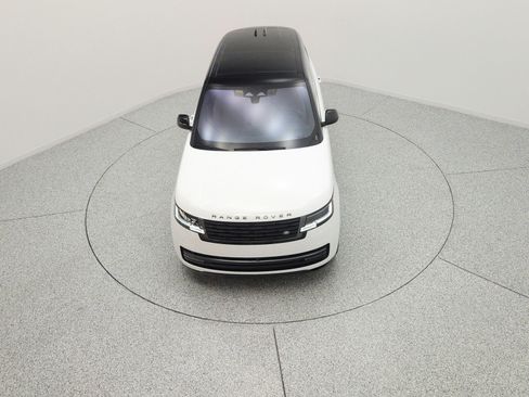 Used 2023 Land Rover Range Rover Long Wheelbase SE AWD/4WD image 10
