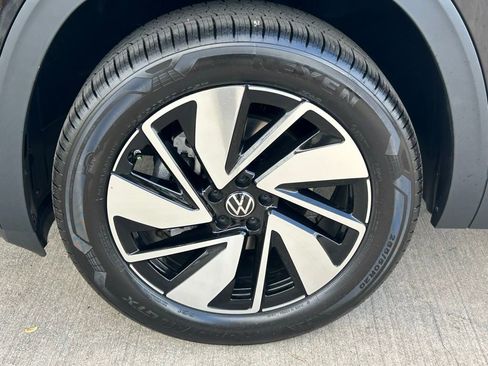 New 2026 Volkswagen Atlas SE FWD image 36