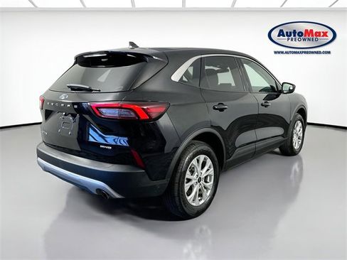 Used 2024 Ford Escape Active image 2