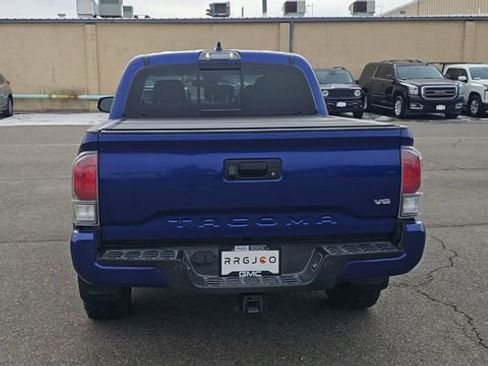 Used 2022 Toyota Tacoma TRD Off-Road w/ Technology Package image 7