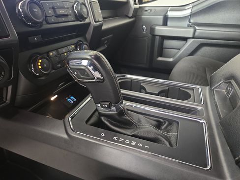 Used 2016 Ford F150 XLT w/ Equipment Group 302A Luxury image 22