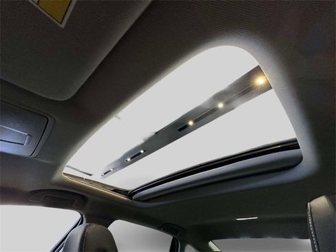 Used 2025 Acura TLX w/ Technology Package image 31