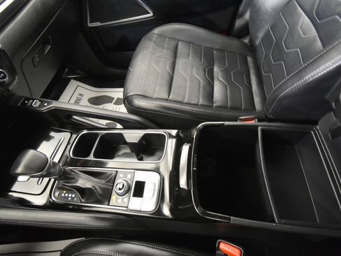 Used 2022 Kia Telluride SX w/ SX Prestige Package AWD/4WD image 23