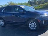 Used 2022 Chevrolet Equinox LT image 2