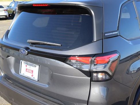 Certified 2025 Subaru Forester Limited w/ Popular Package #1 AWD/4WD image 12