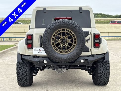 Certified 2025 Ford Bronco Raptor w/ Interior Carbon Fiber Pack AWD/4WD image 7