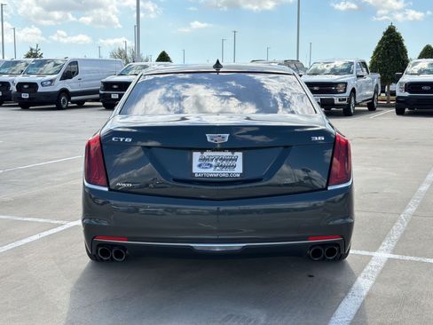 Used 2018 Cadillac CT6 Luxury image 10