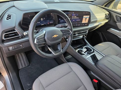 Certified 2024 Chevrolet Traverse LT image 15