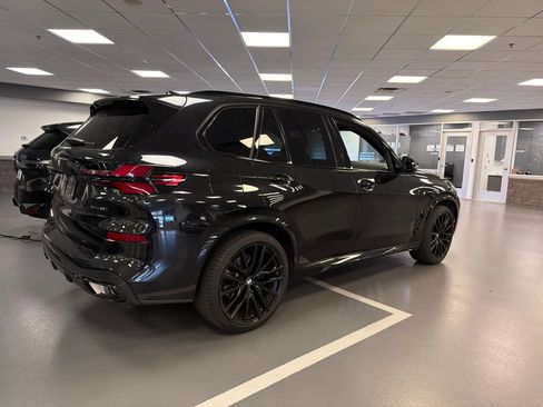 Used 2024 BMW X5 sDrive40i w/ M Sport Package RWD image 4