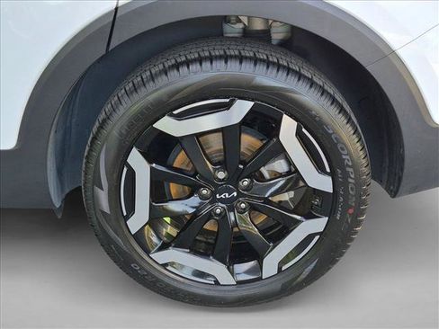 Used 2023 Kia Telluride EX w/ EX Captain's Chair Package FWD image 26