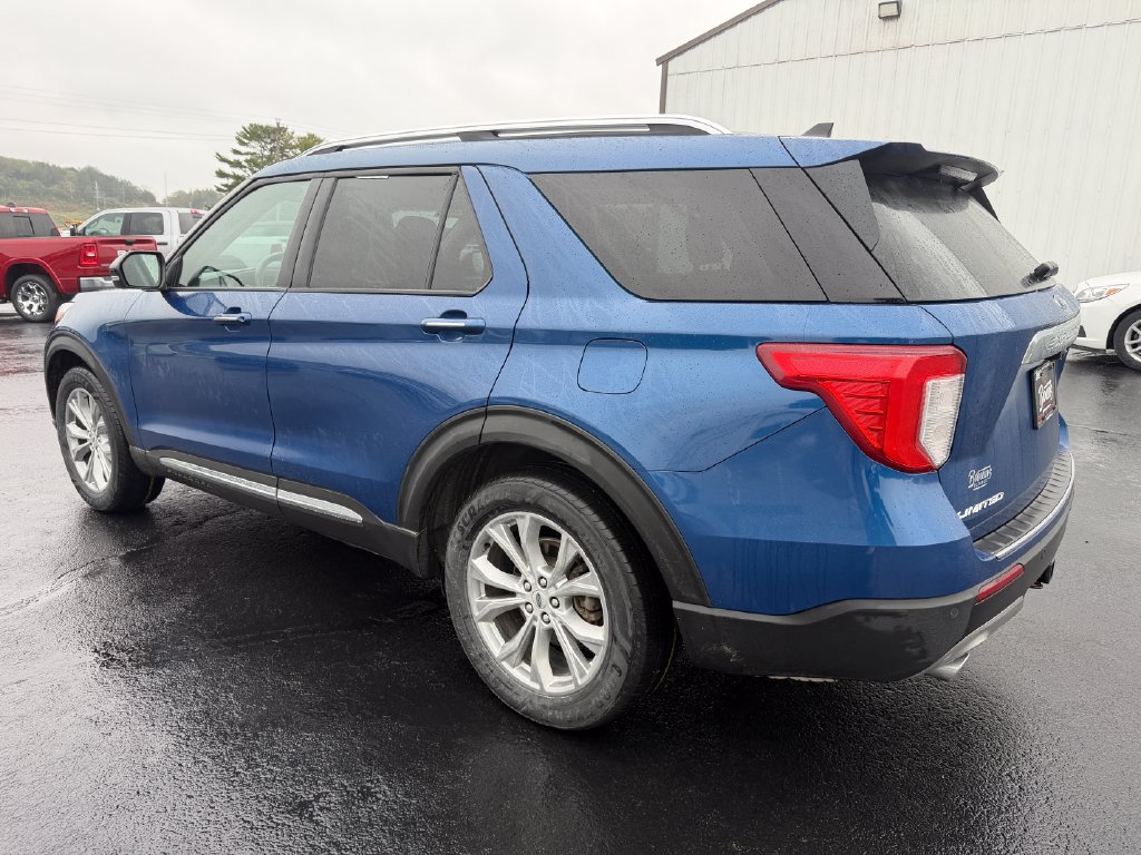 Used 2021 Ford Explorer Limited w/ Equipment Group 301A AWD/4WD image 7