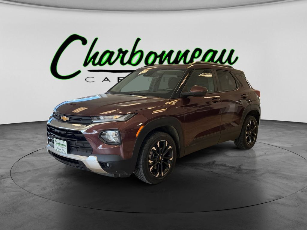 Used 2022 Chevrolet TrailBlazer LT w/ Convenience Package FWD image 1