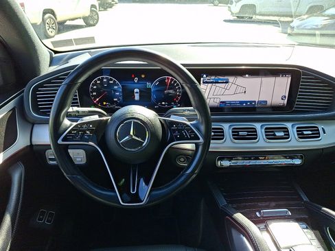 Used 2024 Mercedes-Benz GLE 450e 4MATIC image 13