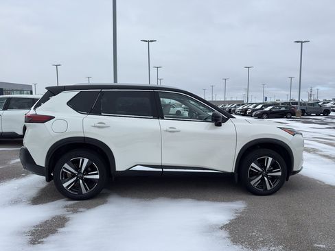 Certified 2023 Nissan Rogue SL image 4