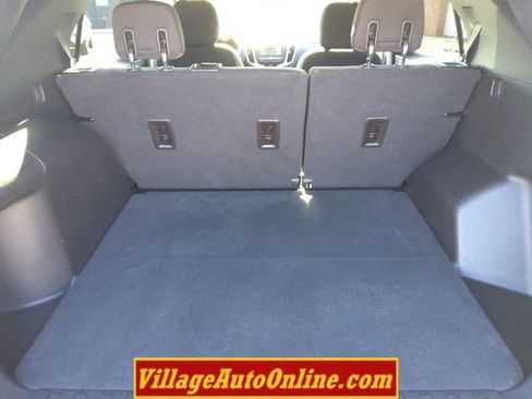 Used 2018 Chevrolet Equinox LT image 27