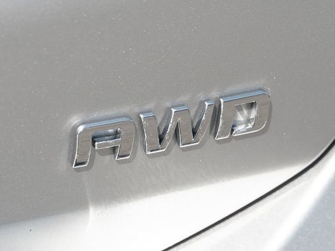 Used 2022 Chevrolet Equinox LS AWD/4WD image 13